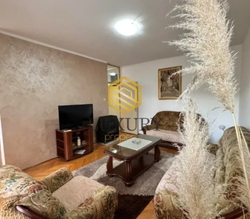 Izdavanje, dvosoban stan, 75m², Tuški Put, Podgorica
