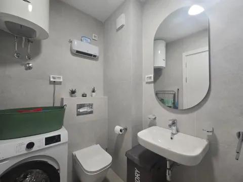 Izdavanje, jednosoban stan, 39m², Pobrežje, Podgorica - image 11