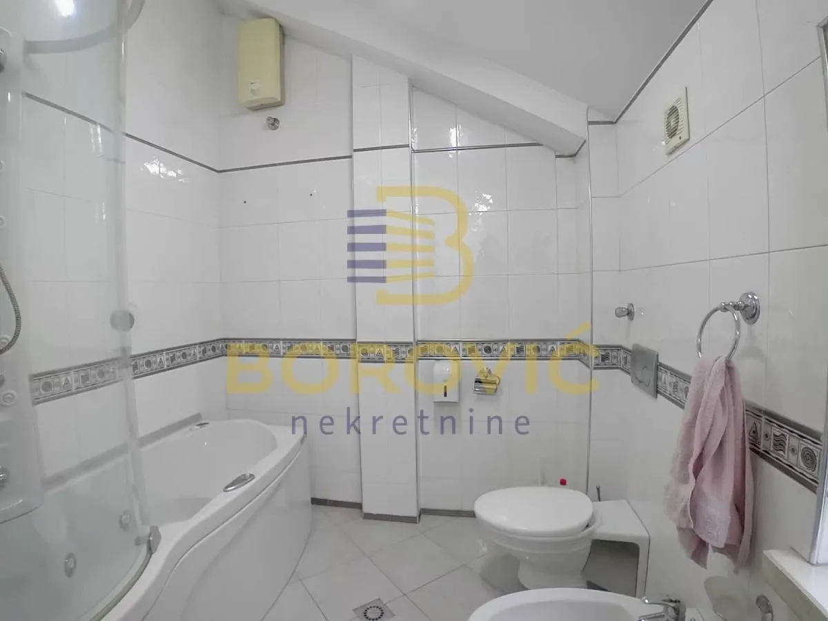 Rent, office space, 166m², Vračar Hram, Vračar Sve Podlokacije