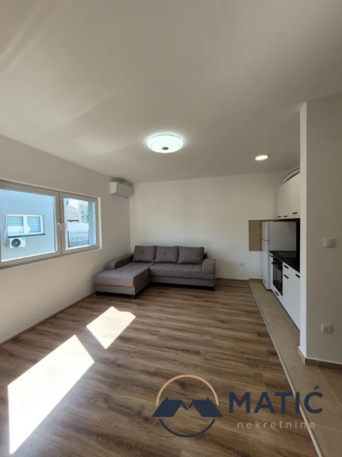 Prodaja, jednosoban stan, 37m², Adice, Novi Sad Sve Podlokacije