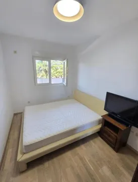 Izdavanje, dvosoban stan, 70m², City Kvart, Podgorica - image 5