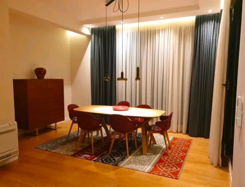 Rent, three bedroom apartment, 161m², Kod Capital Plaze, Podgorica