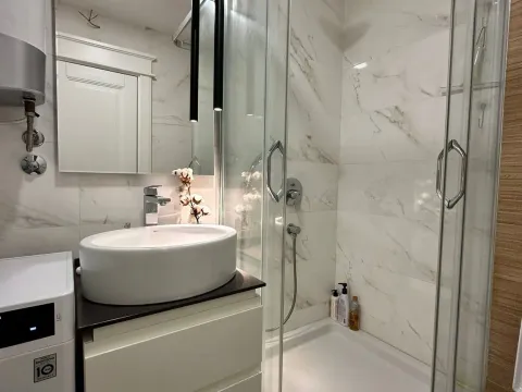 Sale, one bedroom apartment, 40m², Maine, Budva - image 13