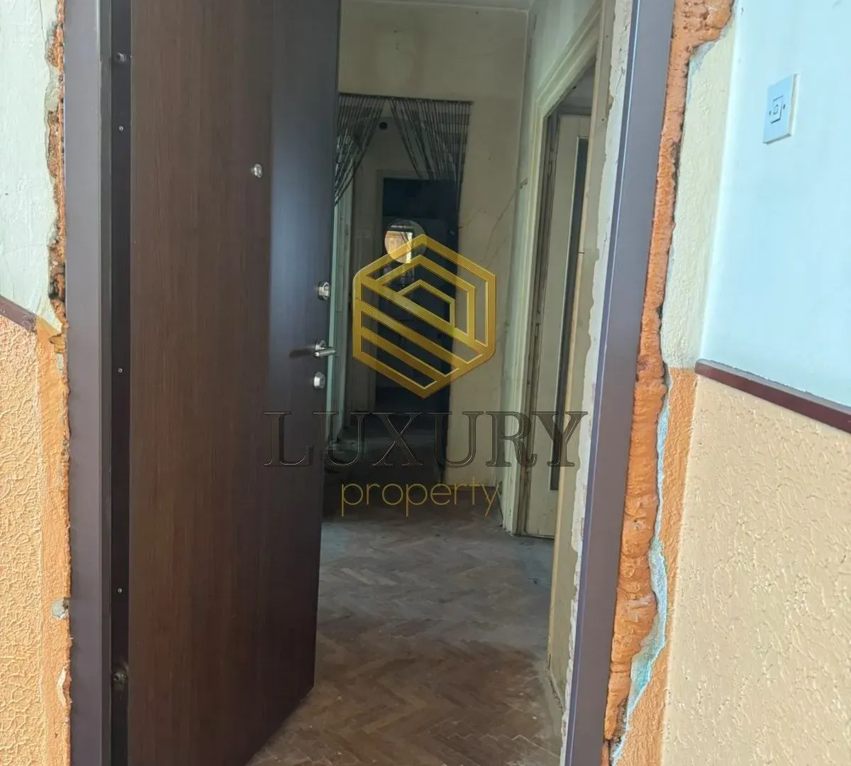 Prodaja, dvosoban stan, 85m², Centar, Podgorica