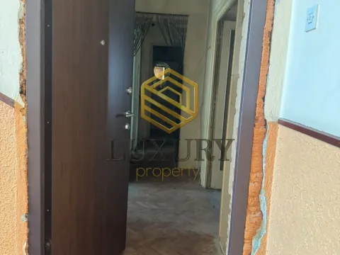 Sale, two bedroom apartment, 85m², Centar, Podgorica - image 5