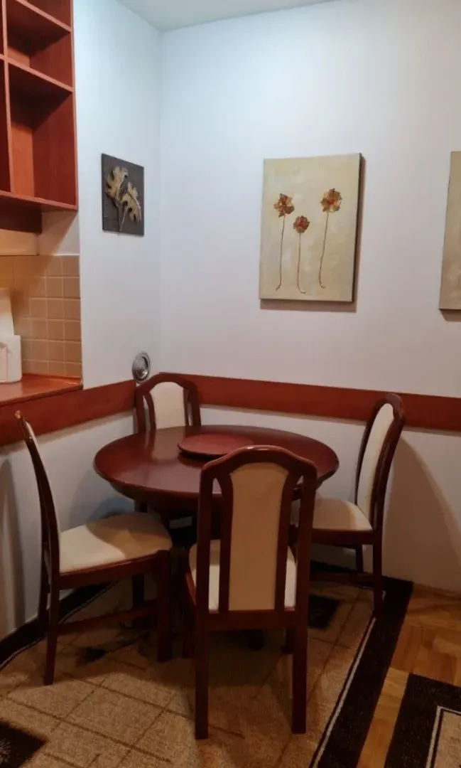 Izdavanje, garsonjera, 31m², Kruševac, Podgorica