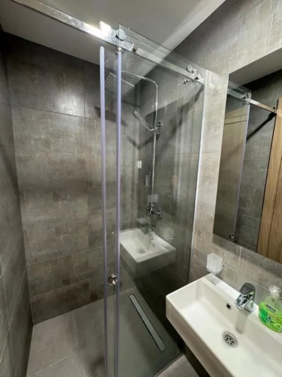 Izdavanje, dvosoban stan, 69m², Master Kvart, Podgorica