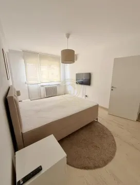 Izdavanje, dvosoban stan, 64m², Savski Venac, Beograd - image 8