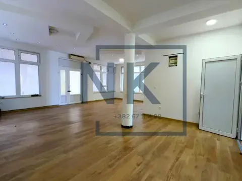 Izdavanje, poslovni prostor, 138m², Stari Aerodrom, Podgorica - image 8