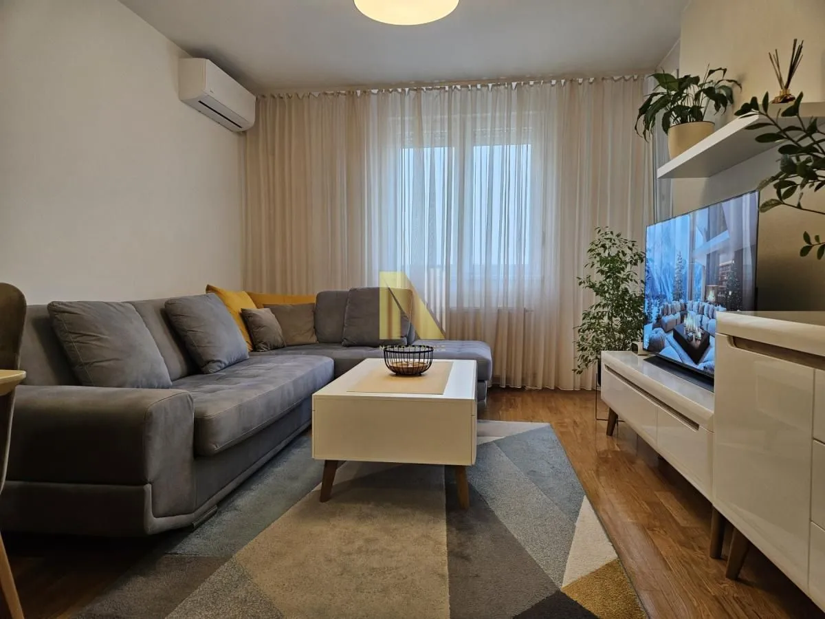 Prodaja, dvosoban stan, 41m², Salajka, Novi Sad Sve Podlokacije