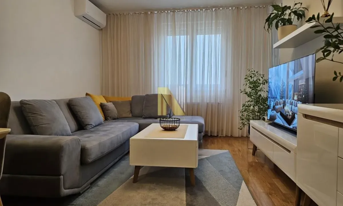 Prodaja, dvosoban stan, 41m², Salajka, Novi Sad Sve Podlokacije