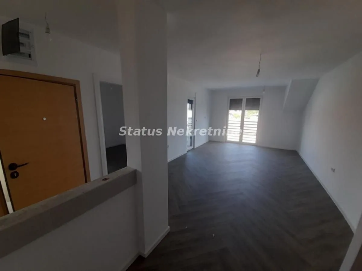 Prodaja, trosoban stan, 80m², Adice, Novi Sad Sve Podlokacije