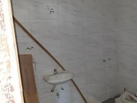 Prodaja, trosoban stan, 76m², Resnik, Beograd - image 6