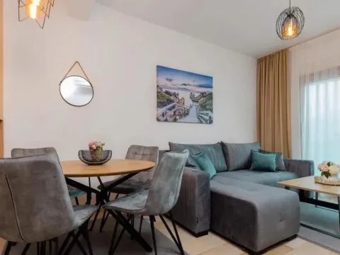 Sale, two bedroom apartment, 61m², Budva, Crna Gora - image 1