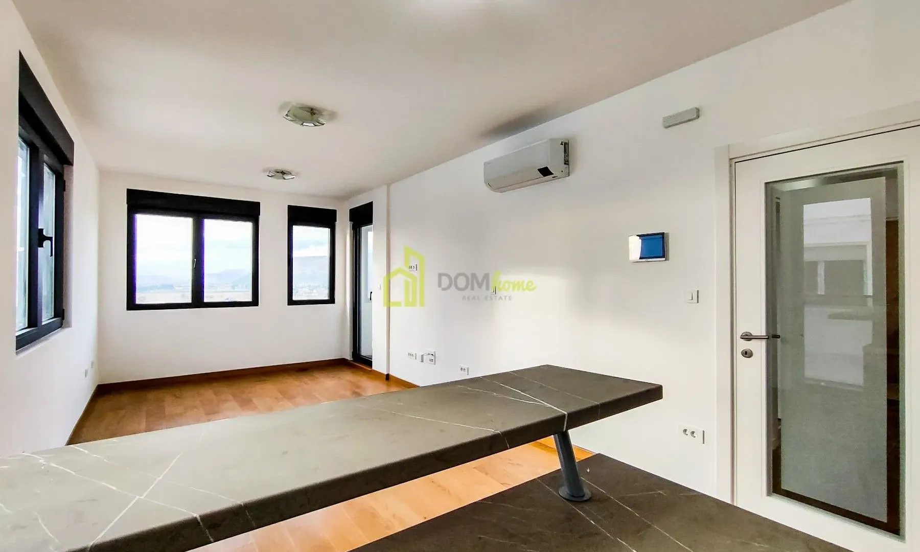 Rent, two bedroom apartment, 69m², Tološka šuma, Podgorica