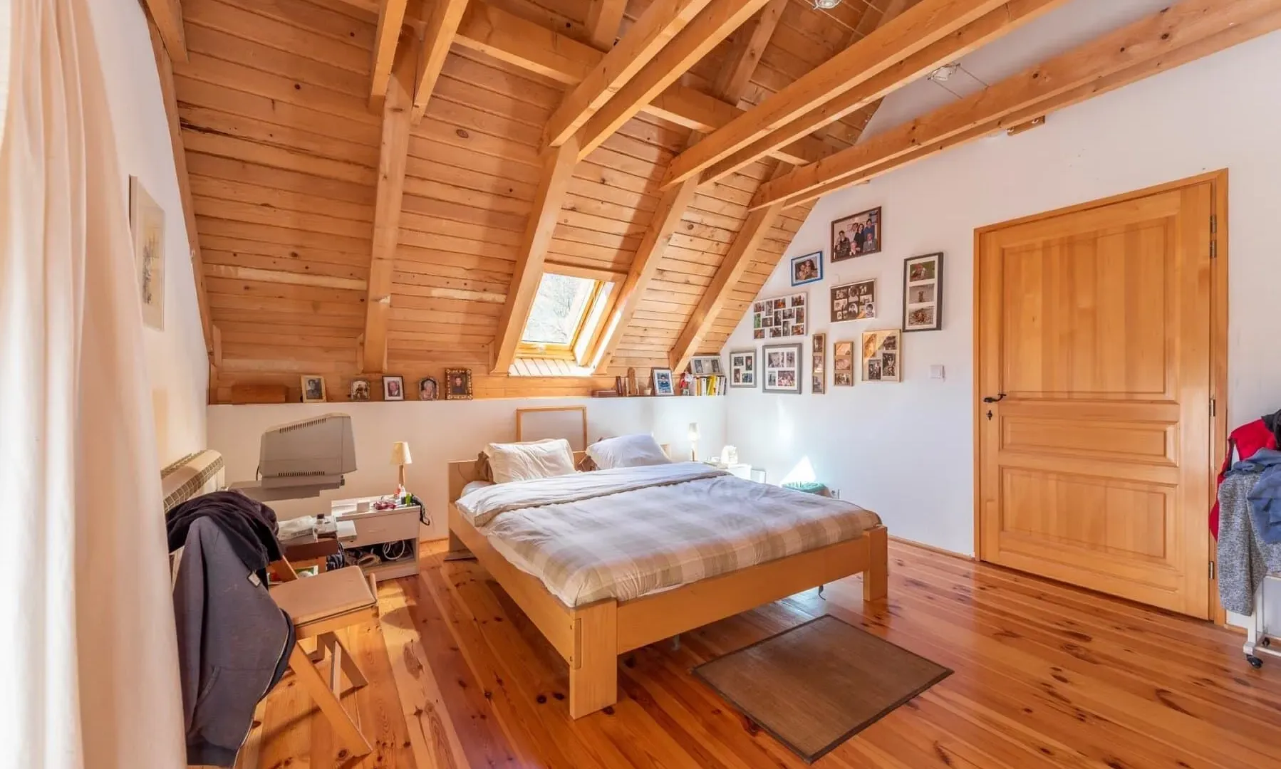 Prodaja, kuća, 550m², Podgorica, Crna Gora