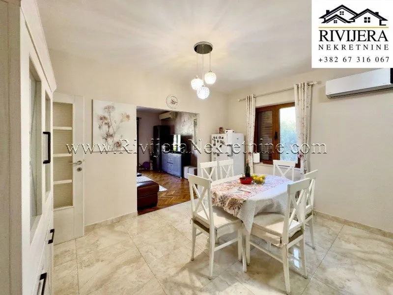 Prodaja, dvosoban stan, 92m², Dobrota, Kotor
