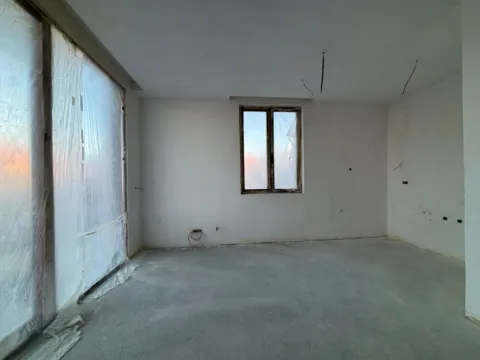 Prodaja, jednosoban stan, 40m², Stari Aerodrom, Podgorica - image 5