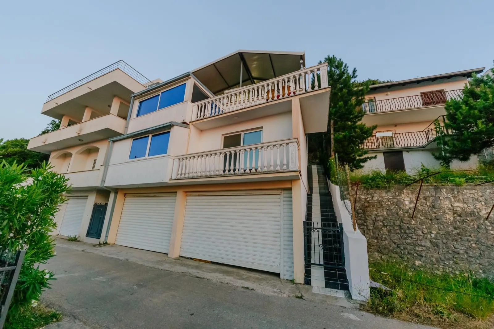 Prodaja, kuća, 320m², Bar, Crna Gora