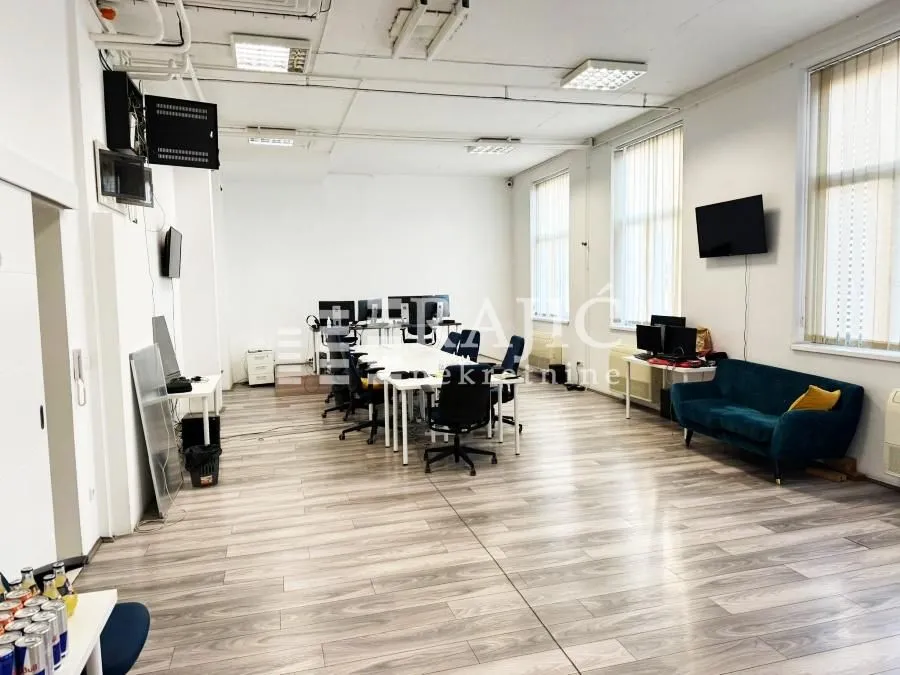 Rent, office space, 165m², Stari Grad, Beograd