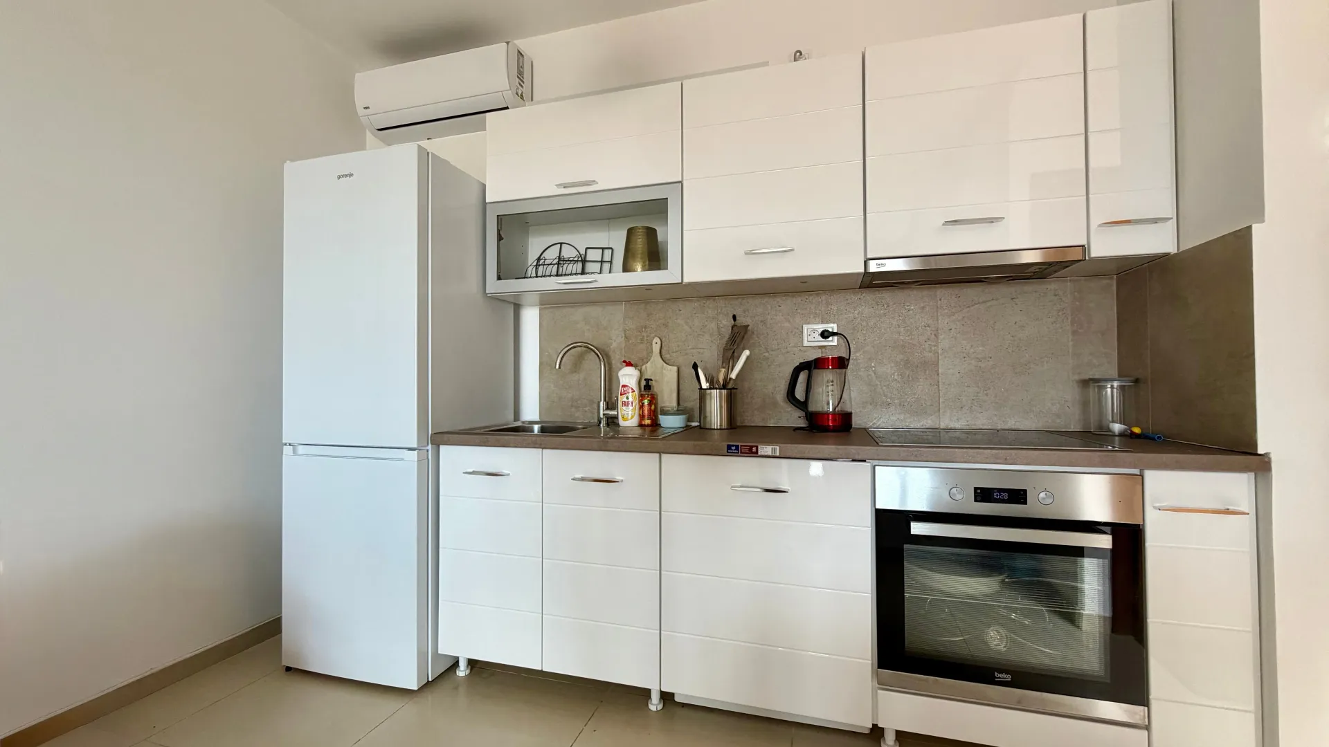 Prodaja, kuća, 185m², Krimovica, Kotor