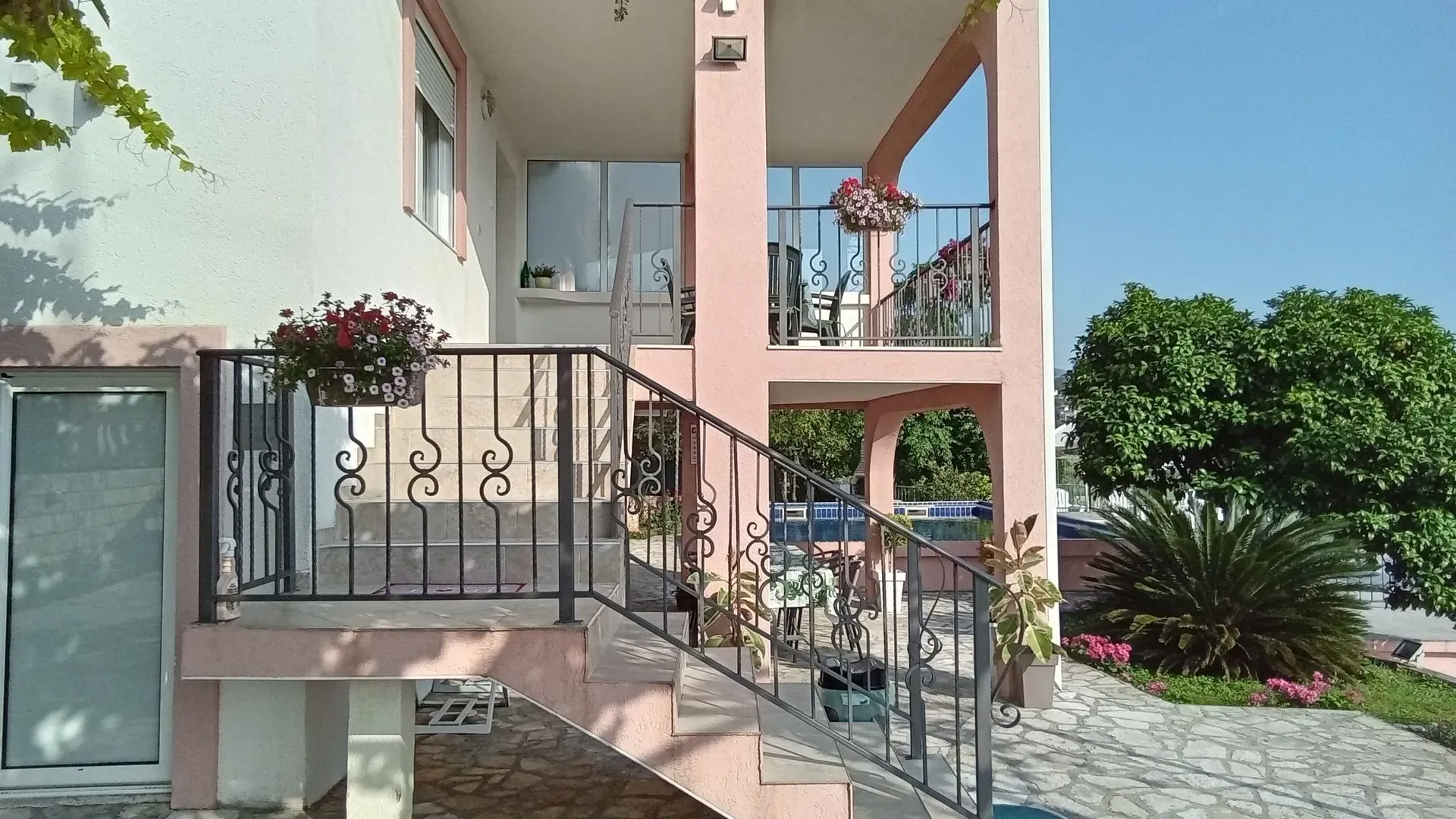 Sale, house, 170m², Dobra Voda, Budva