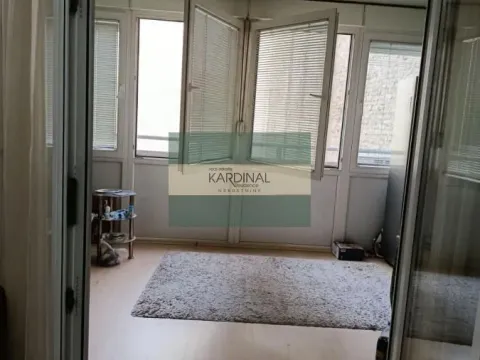 Izdavanje, trosoban stan, 73m², Novi Sad, Srbija - image 8