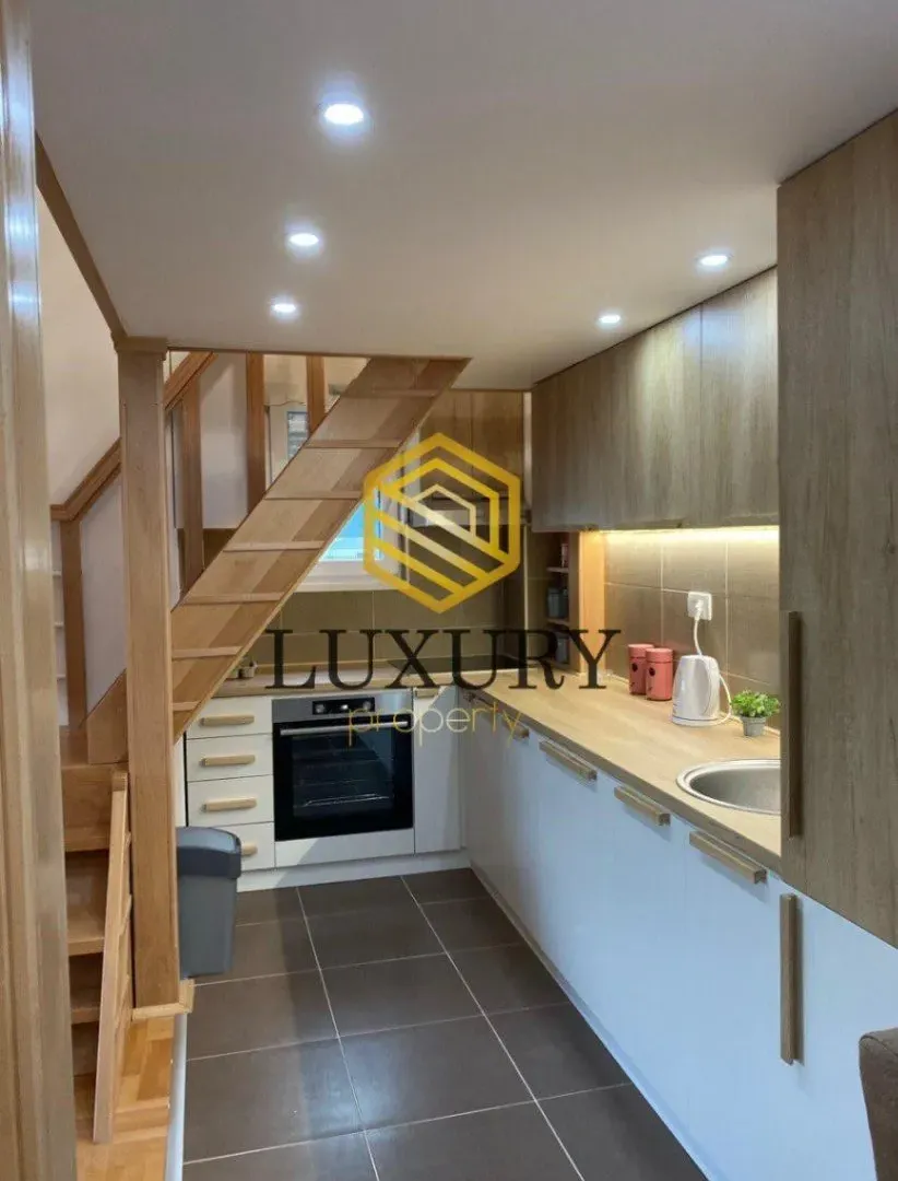 Prodaja, dvosoban stan, 75m², City Kvart, Podgorica