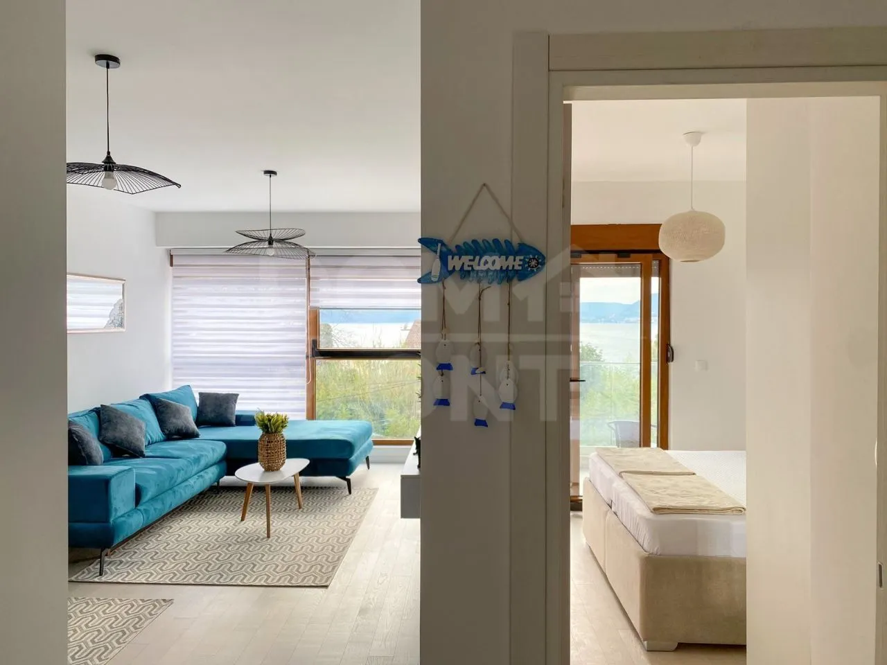 Izdavanje, jednosoban stan, 40m², Tivat, Crna Gora