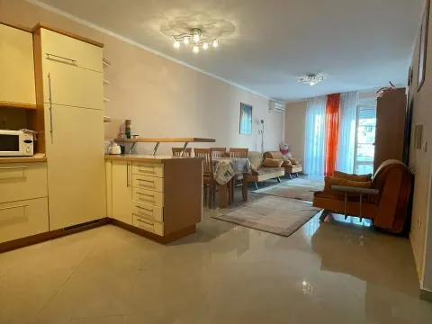 Izdavanje, jednosoban stan, 66m², Rafailovići, Budva - image 2