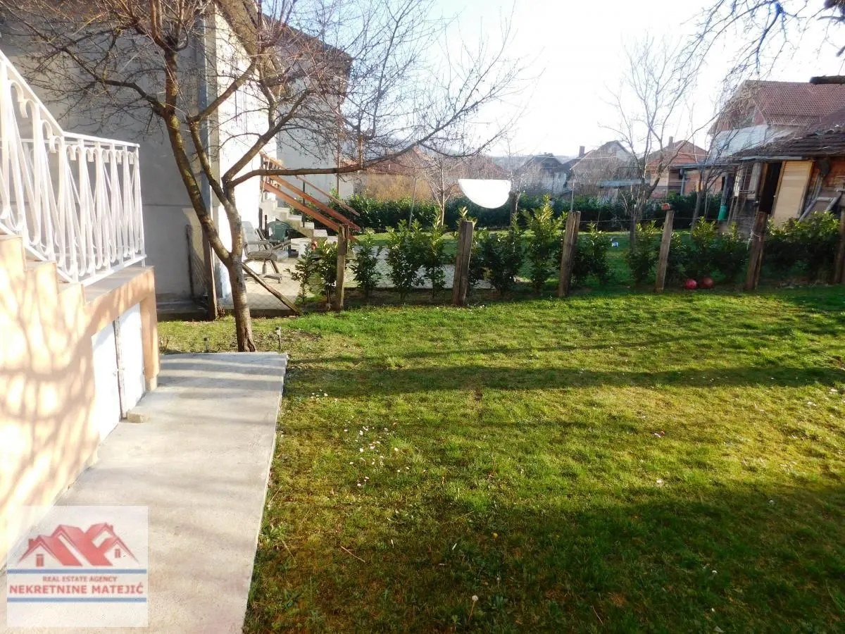 Prodaja, kuća, 140m², Grošnica, Kragujevac