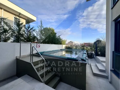 Izdavanje, kuća, 230m², Gornja Gorica, Podgorica - image 30