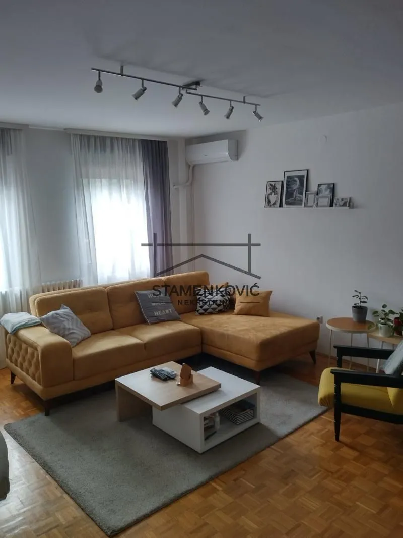 Prodaja, trosoban stan, 69m², Sajam, Novi Sad Sve Podlokacije