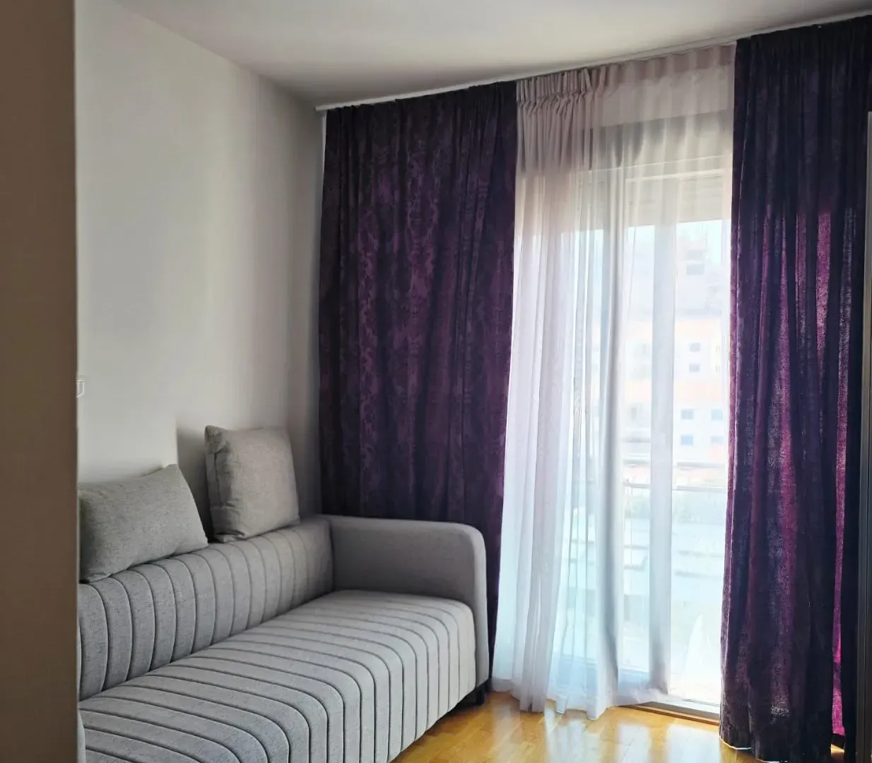 Prodaja, dvosoban stan, 73m², Bečići, Budva