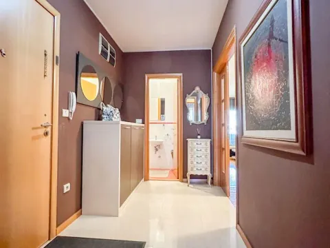 Rent, three bedroom apartment, 105m², Preko Morače, Podgorica - image 14