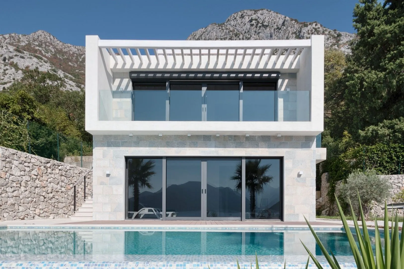 Sale, house, 669m², Strp, Kotor