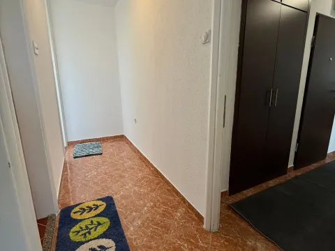 Rent, three bedroom apartment, 80m², Autobuska stanica, Podgorica - image 8