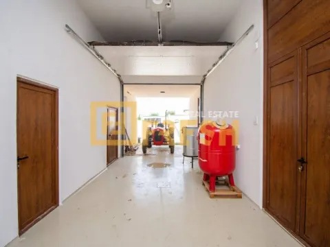 Izdavanje, kuća, 700m², Zeta, Podgorica - image 19