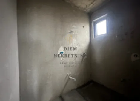 Sale, one bedroom apartment, 52m², Šušanj, Bar - image 9