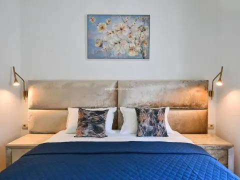 Prodaja, trosoban stan, 90m², Grad, Kotor - image 34