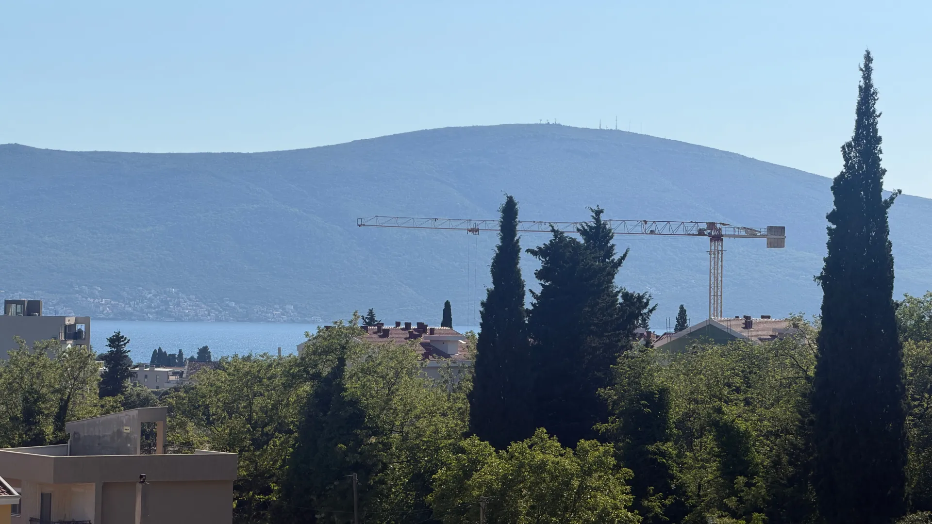 Prodaja, jednosoban stan, 42m², Donja Lastva, Tivat
