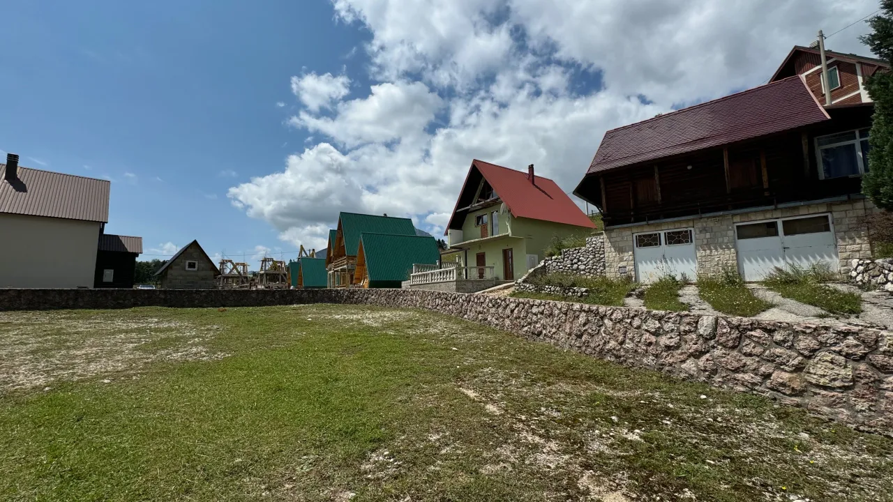 Prodaja, plac, 1150m², Motički gaj, Žabljak