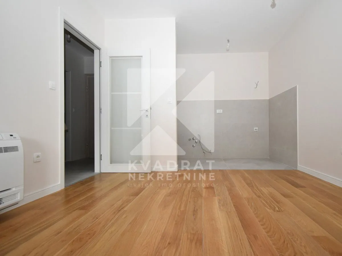 Rent, two bedroom apartment, 68m², Central Point, Podgorica