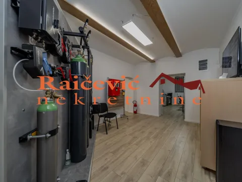 Prodaja, četvorosoban stan, 84m², Stari Grad, Beograd - image 5