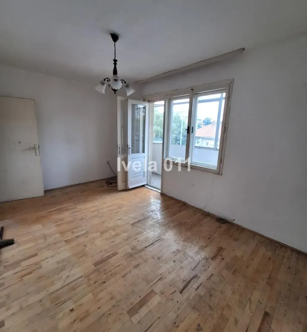 Prodaja, jednosoban stan, 38m², Kanarevo Brdo, Beograd