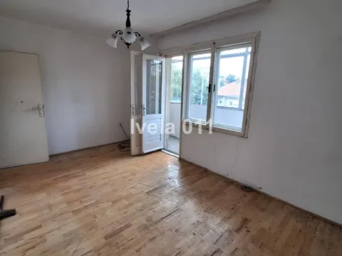 Prodaja, jednosoban stan, 38m², Kanarevo Brdo, Beograd - image 1