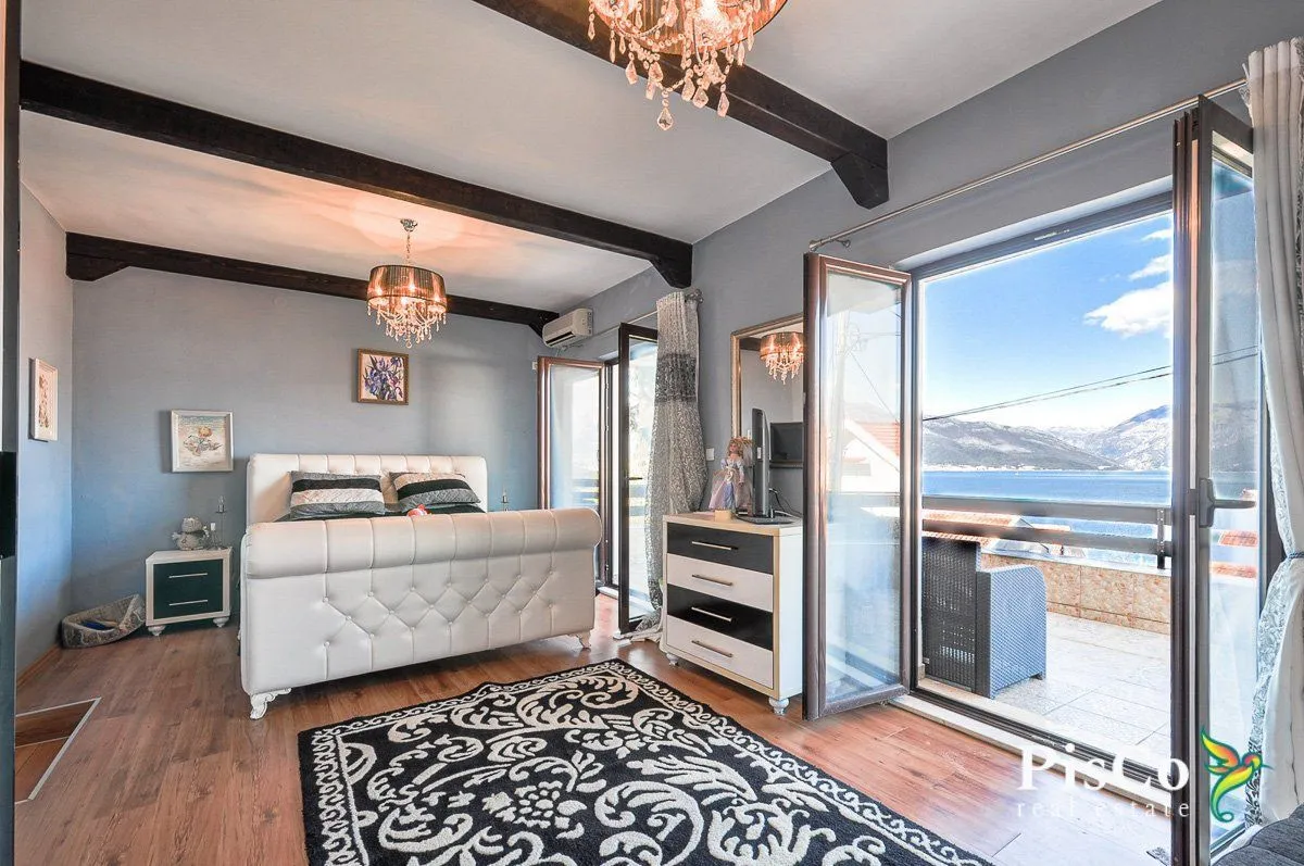 Prodaja, kuća, 130m², Tivat, Crna Gora