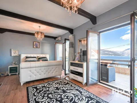 Prodaja, kuća, 130m², Tivat, Crna Gora - image 1