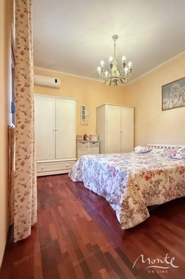 Sale, two bedroom apartment, 61m², Petrovac, Budva