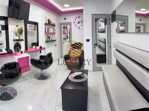 Rent, office space, 17m², Gintaš, Podgorica - image 1